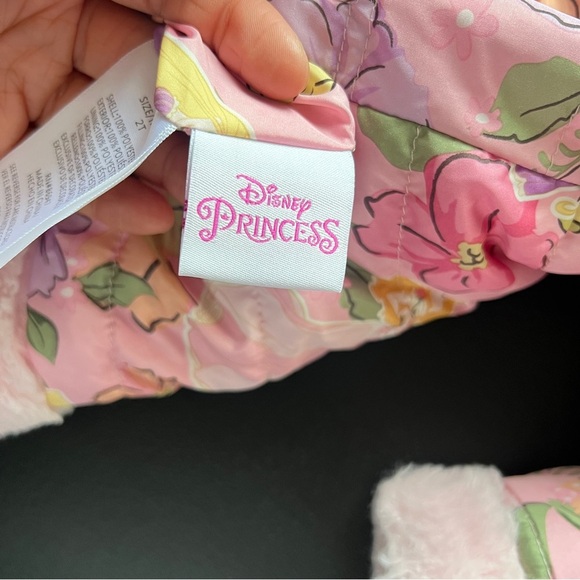 Disney Princess Reversible Pink Toddler Girls Jacket Size 2T Winter Clothing - Picture 8 of 9